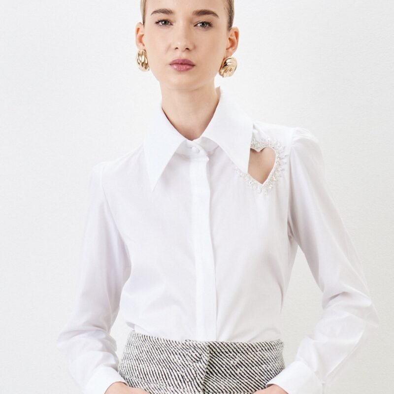 CAMISA CORAÇÃO BORDADO