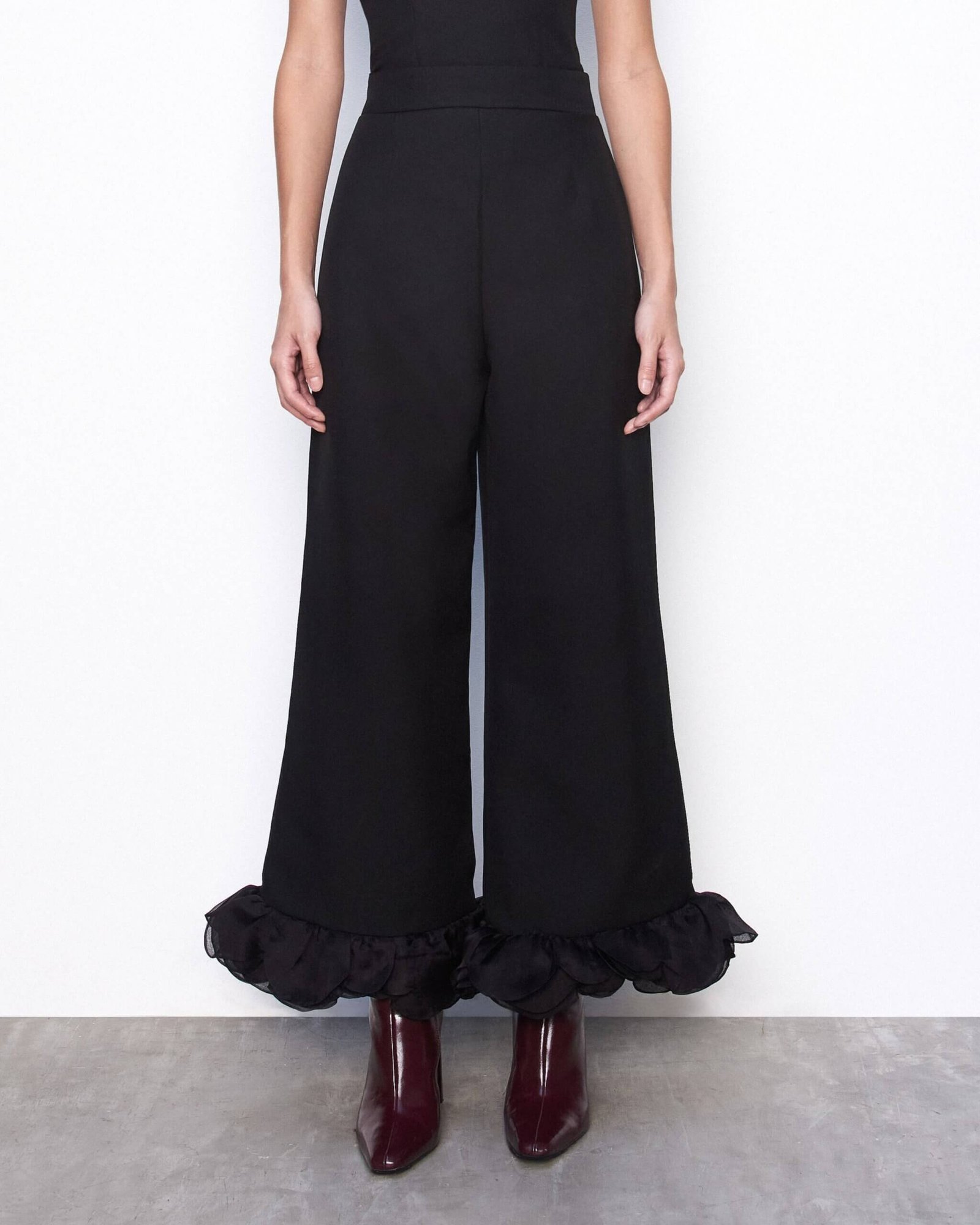 PANTACOURT BABADO ORGANZA